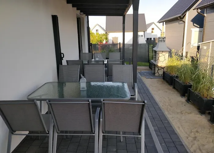 Caloroczne Lighthouse Villa *