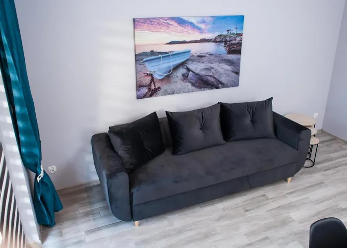 Villa Caloroczne Lighthouse *